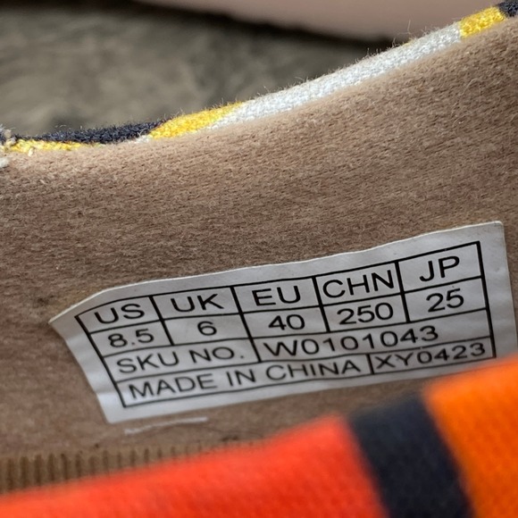 UIN Women Art Travel Slip On Sneakers Multicolor Abstract Floral Size 8.5 - Picture 3 of 10